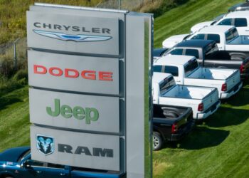 13 Car Brands Canadians Trust Less Than They Did a Year Ago (And What Replaced Them)