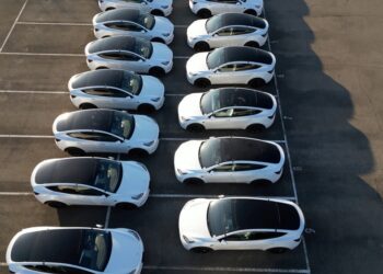 20 Cars That Dealers Can’t Keep on Lots Right Now (Canada, Spring 2026)