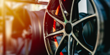 27 Things Canadian Drivers Should Do Before Pothole Season Destroys Their Suspension