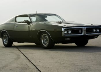 26 Cars That Eat Brakes and Tires in City Driving (Canada Edition)