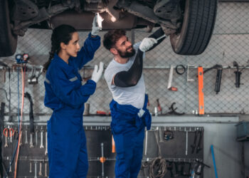 27 Things Canadian Drivers Should Do Before Pothole Season Destroys Their Suspension