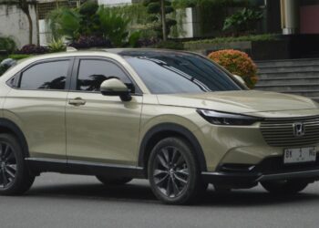 21 Cars With Seats Canadians Say Are the Most Uncomfortable on Road Trips