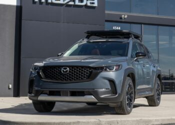 21 Vehicles With Infotainment Systems Canadians Complain About the Most
