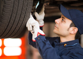 27 Things Canadian Drivers Should Do Before Pothole Season Destroys Their Suspension