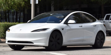 21 Vehicles Insurance Companies Are Quietly Flagging as “High Risk” in Canada (2026 Update)