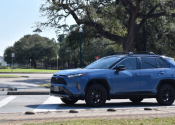 21 Vehicles Insurance Companies Are Quietly Flagging as “High Risk” in Canada (2026 Update)