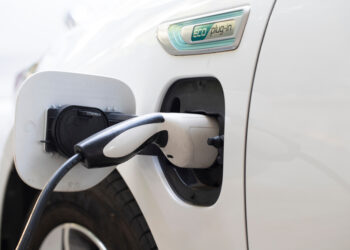 21 EV Charging Myths Canadians Still Believe (And What Actually Happens)