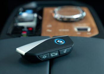 17 Vehicles With Infotainment Systems Canadians Complain About the Most