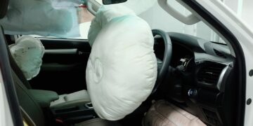 18 Red Flags a Used Vehicle May Be a Money Pit