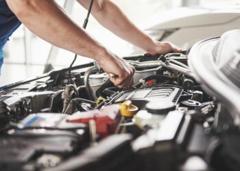 18 Red Flags a Used Vehicle May Be a Money Pit
