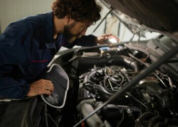 18 Red Flags a Used Vehicle May Be a Money Pit