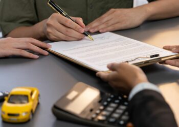 15 Ways a Low Monthly Payment Can Fool Canadian Car Buyers