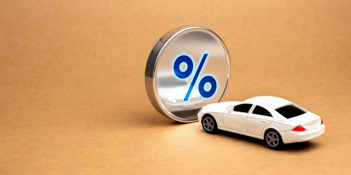Why So Many Drivers Are Ditching EVs for Hybrids Again