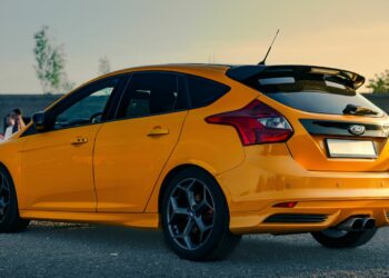 16 Vehicles Canadians Are Starting to Ditch Before Repairs Get Worse