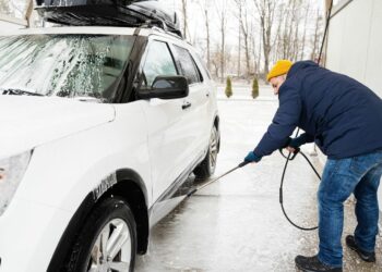 The Car Wash Mistake That Can Damage Vehicles in Winter