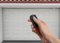 17 Things You Should Remove From Your Car Before a Break-In