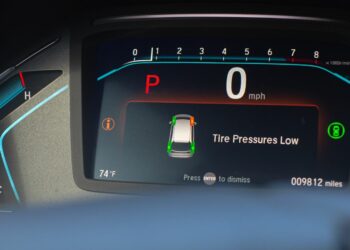 17 Dashboard Warning Lights Canadians Should Never Ignore