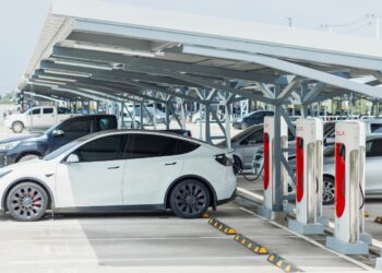 The EV Charging Habit That Can Annoy Everyone Around You
