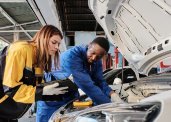 20 Signs Your Car Battery Is About to Leave You Stranded
