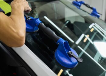 Why Canadian Drivers Are Paying More for Windshield Repairs