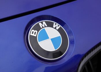 BMW Recalls Nearly 28,000 Cars Over Driveline Failure That Can Cut Power to the Rear Wheels