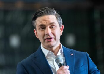 Poilievre Tells Carney to Use Canada’s Oil and Minerals as Leverage for Zero U.S. Tariffs