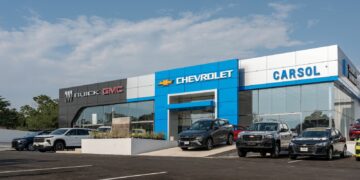 GM Reveals How Super Cruise Keeps Road Maps Updated as Hands-Free Driving Expands Across Canada and the U.S.