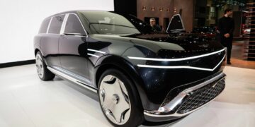 Genesis Goes After Escalade IQ With 657-HP Electric SUV and a 22-Minute Fast-Charge Claim
