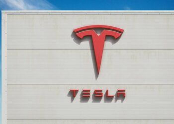 Tesla Drops Its Factory Wrap Program After Never Bringing the Service to Canada