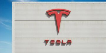 Tesla Drops Its Factory Wrap Program After Never Bringing the Service to Canada