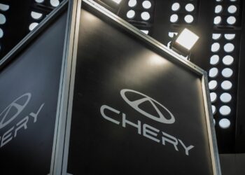 Chery-Backed Van Brand Moves From Concepts to Production as Chinese Automakers Expand Beyond Passenger Cars