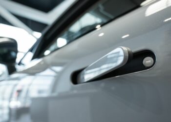 Why Some Canadians Are Walking Away From Cars With Fancy Door Handles
