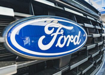 Ford’s New Low-Cost EV Pickup Gets $38,690 Canadian Price — and Apple Maps Built In Without a Phone