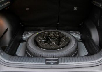 Why Some Canadians Are Regretting Buying Vehicles With No Spare Tire