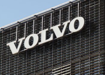 Montreal Battery Maker Pulls Back From EV Cells for Defence as Volvo Auto Programs Are Delayed