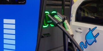 Vancouver EV-Charging Firm Hypercharge Closes U.S. Takeover With 18 Million Shares