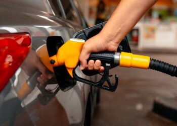 Vancouver Gas Hits About $2.14/L as Toronto Sits Near $1.88 and Edmonton Near $1.46