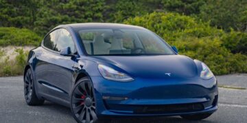 Tesla Stops Taking Orders for Its $39,490 Model 3 in Canada While 33,069 Chinese EV Import Permits Remain Unused
