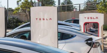 Tesla Opens Ontario Supercharger Where Other EV Drivers Pay Nearly 40% More Per kWh